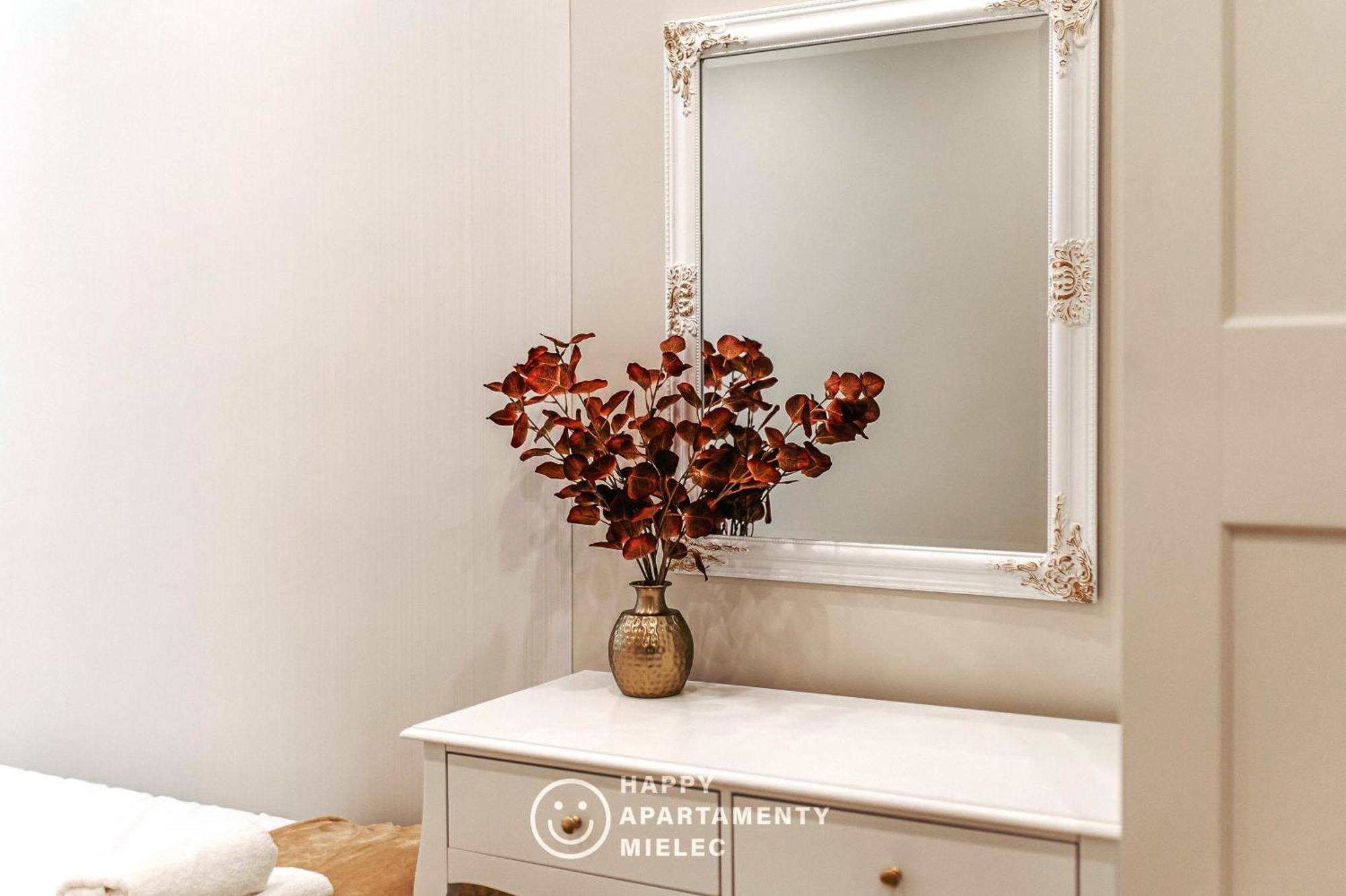 Happy Gold - Apartamentyhappy Pl Mielec Zewnętrze zdjęcie